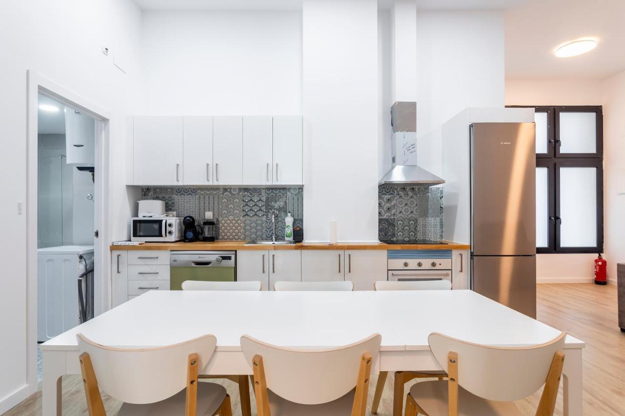 Ferienwohnung 10 Pax, Ac, Wifi Gratis, Ciudad Artes Y Ciencias Valencia Exterior foto