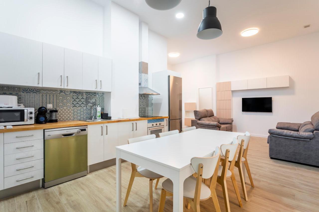 Ferienwohnung 10 Pax, Ac, Wifi Gratis, Ciudad Artes Y Ciencias Valencia Exterior foto