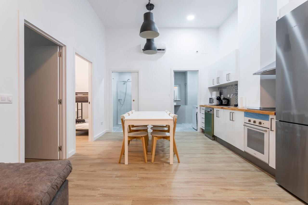 Ferienwohnung 10 Pax, Ac, Wifi Gratis, Ciudad Artes Y Ciencias Valencia Exterior foto