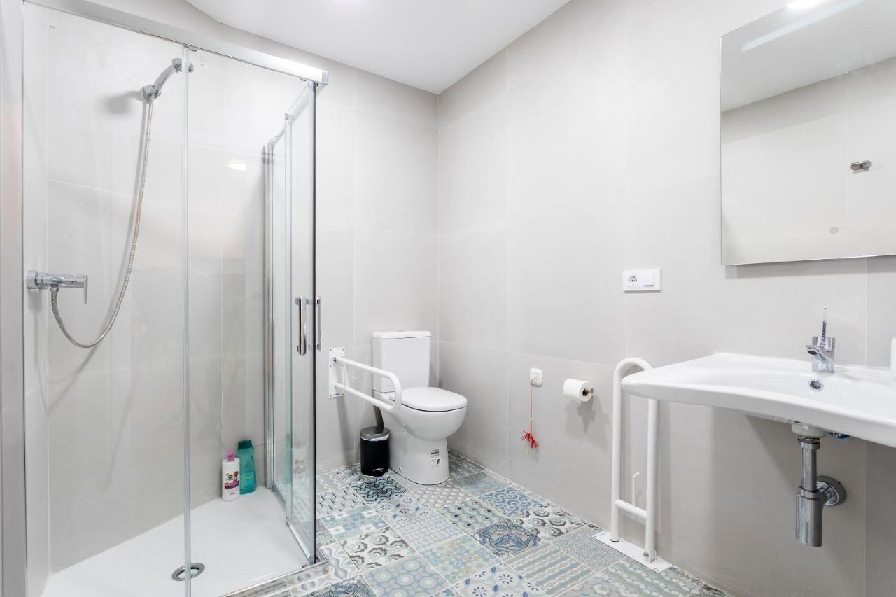 Ferienwohnung 10 Pax, Ac, Wifi Gratis, Ciudad Artes Y Ciencias Valencia Exterior foto